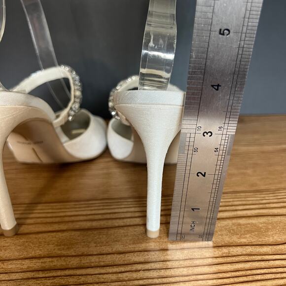 Dolce Vita Kanika White Satin Rhinestone Slip On Heeled Mules Womens 9.5 Pumps - Picture 12 of 15